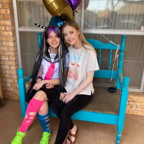 Meet your Posher, Carman - Picture 1 of 1